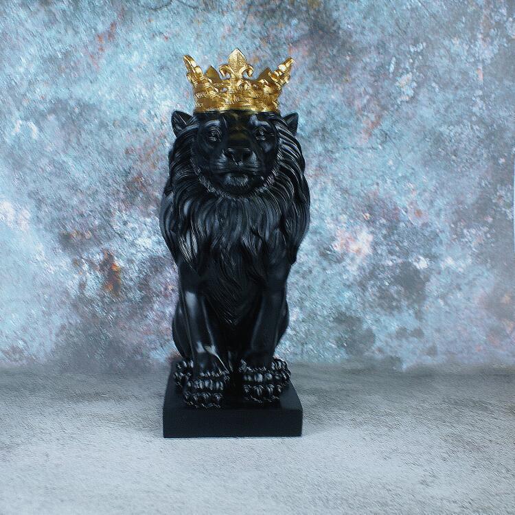 Luxury Home Crown Lion Ornament